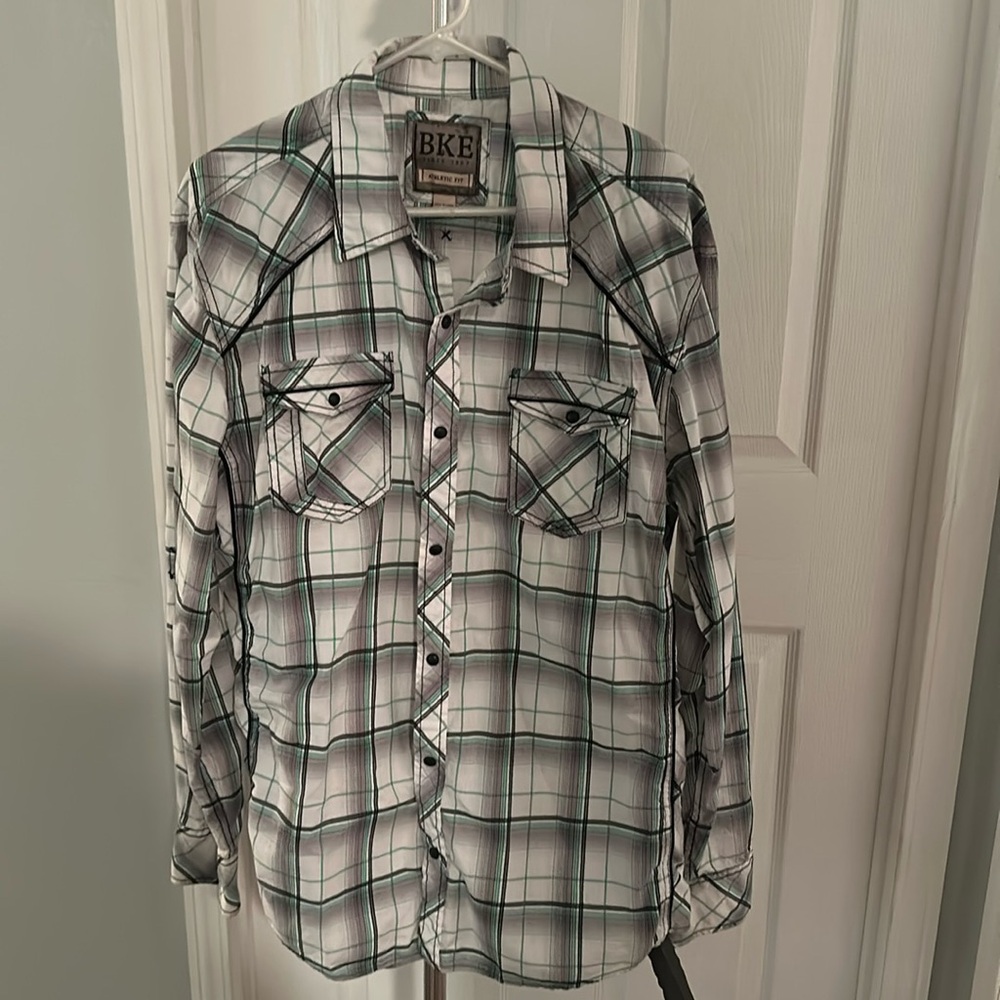 BKE athletic fit button down shirt size XL